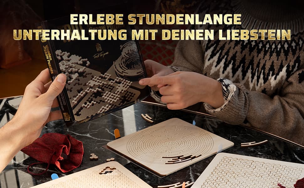 Fotos und Abbildungen von Trio Wooden Jigsaw Puzzles. ESC WELT.